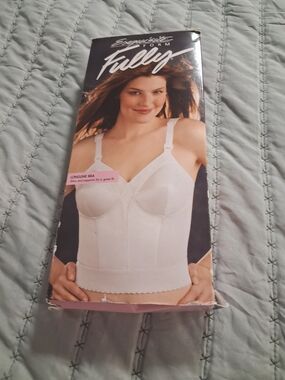 Exquisite Form Fully Longline Shaping Bra in White